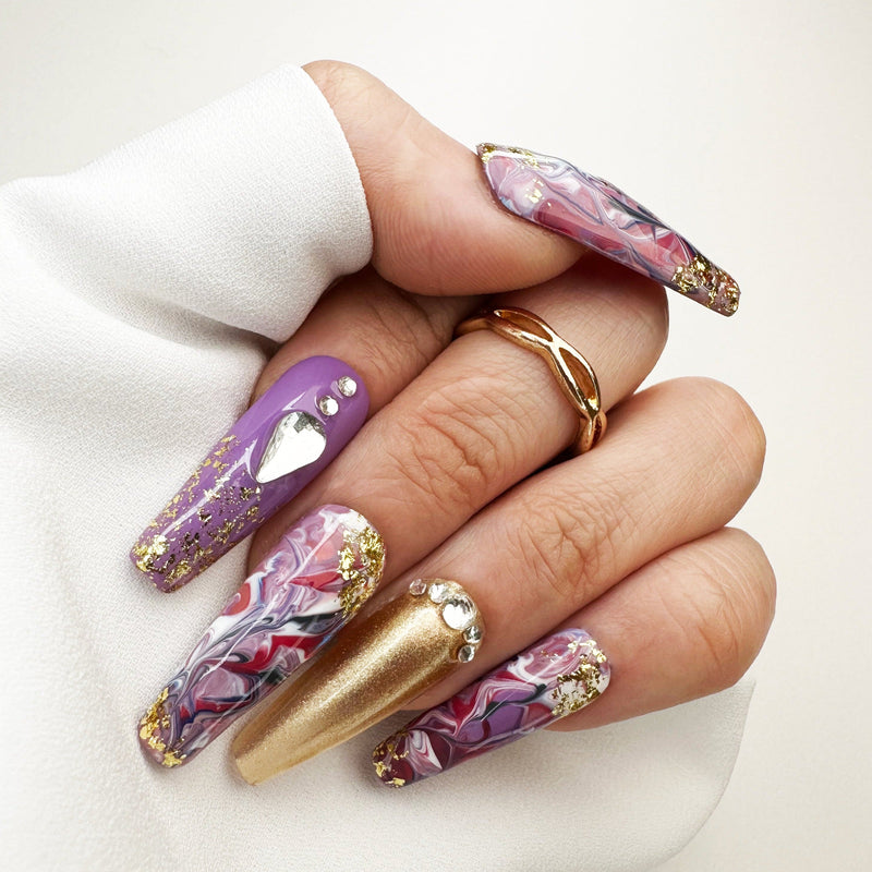 Aladdin Inspired Nails | TikTok